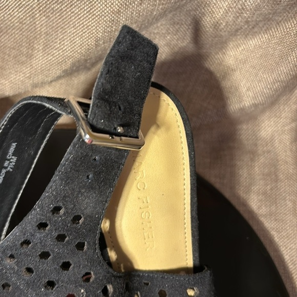 Marc Fisher Berdie Black Suede Leather Open toe Sandals Size 7.5 - Picture 7 of 7
